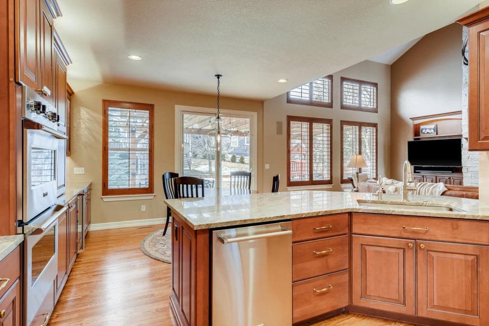 Winterthur Highlands Ranch Kitchen — photo 1